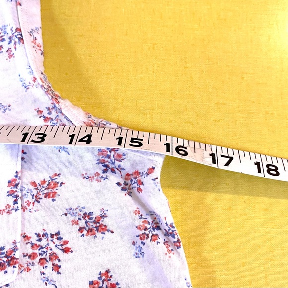 Adorable EUC American Eagle delicate floral print a-line tank top XS - Picture 3 of 7